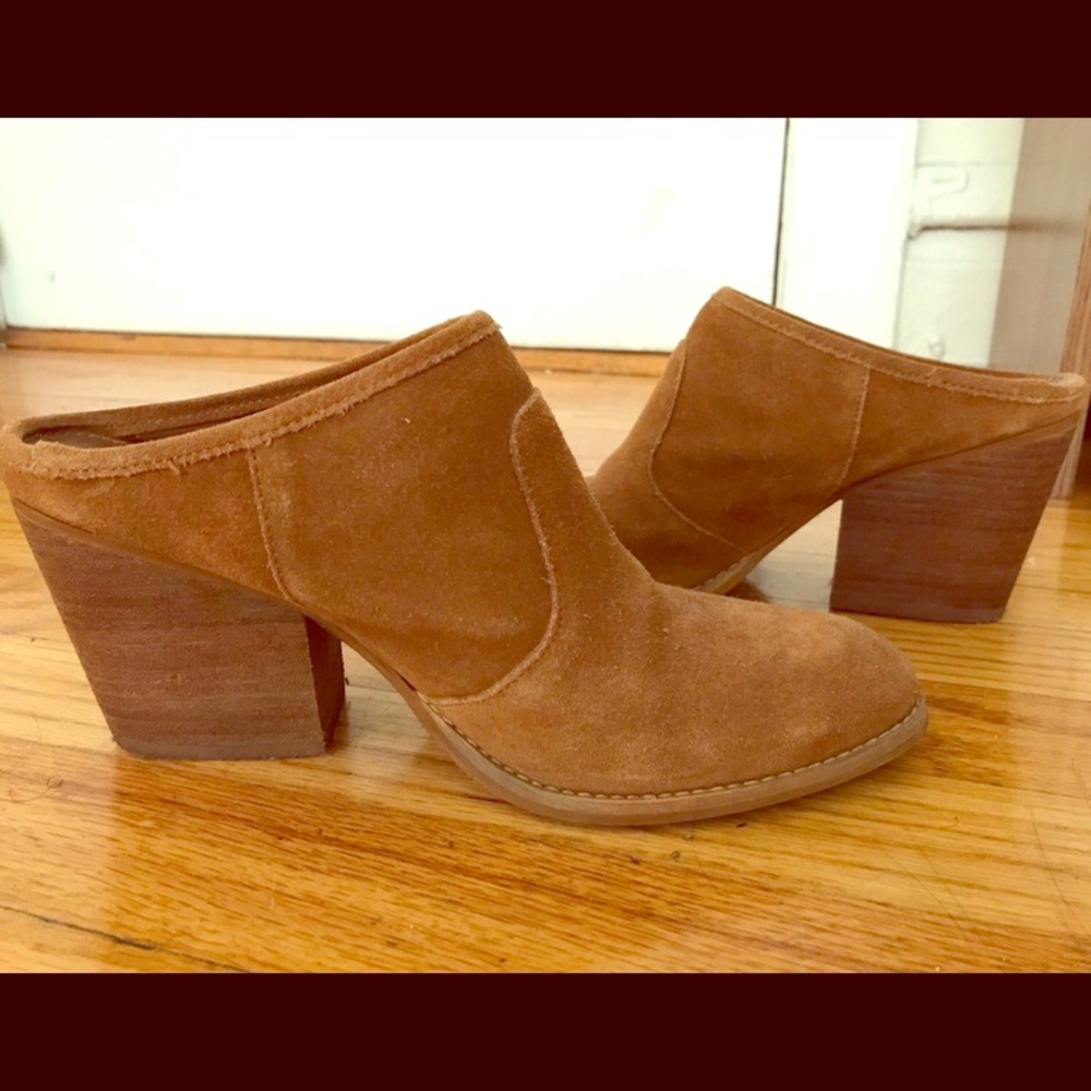 Treasure and Bond leather mules